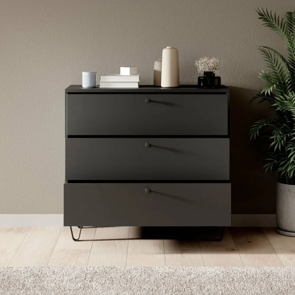 Apula^Meubella Clearance