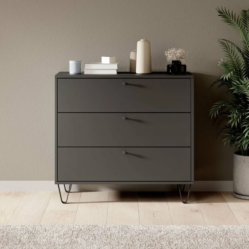 Apula^Meubella Clearance