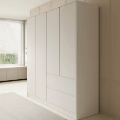 Brett^Meubella Discount