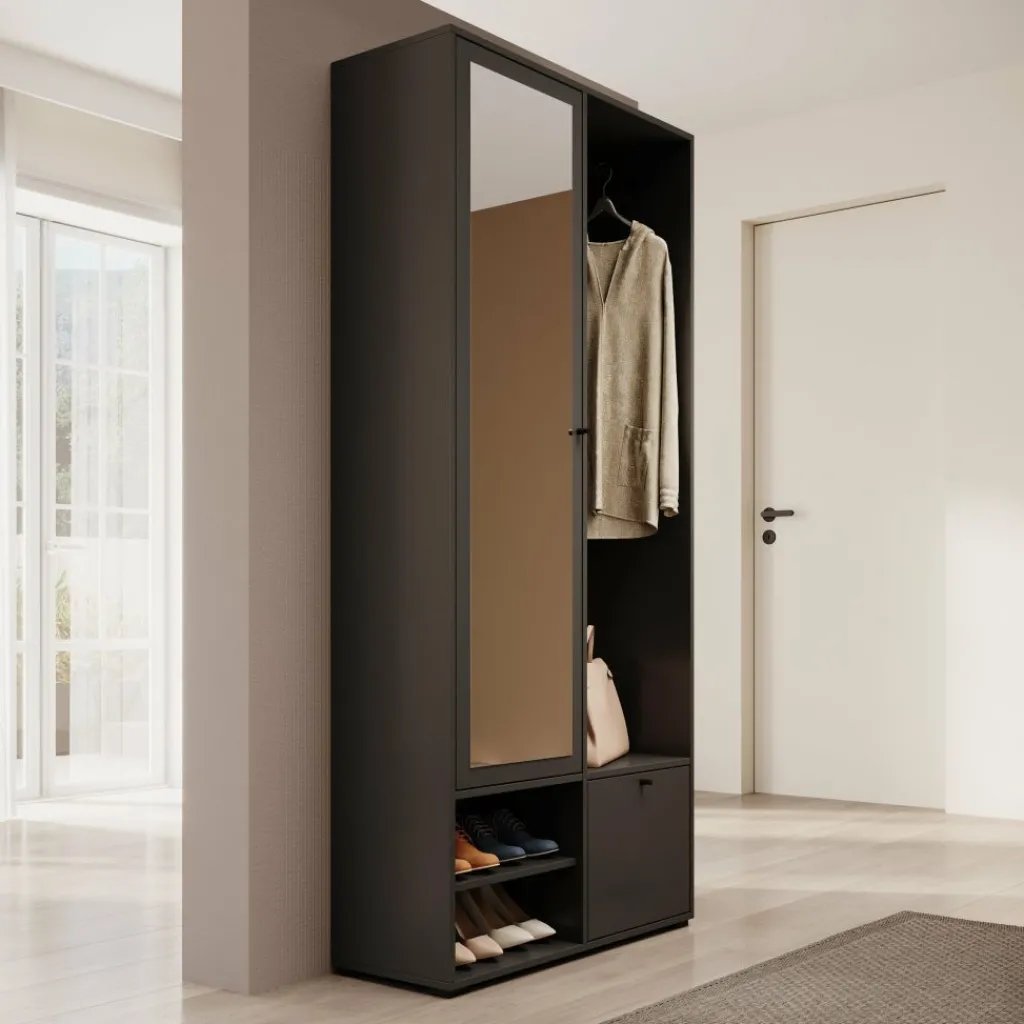 Deacon^Meubella Online