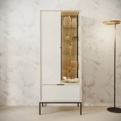 Dominica^Meubella Hot