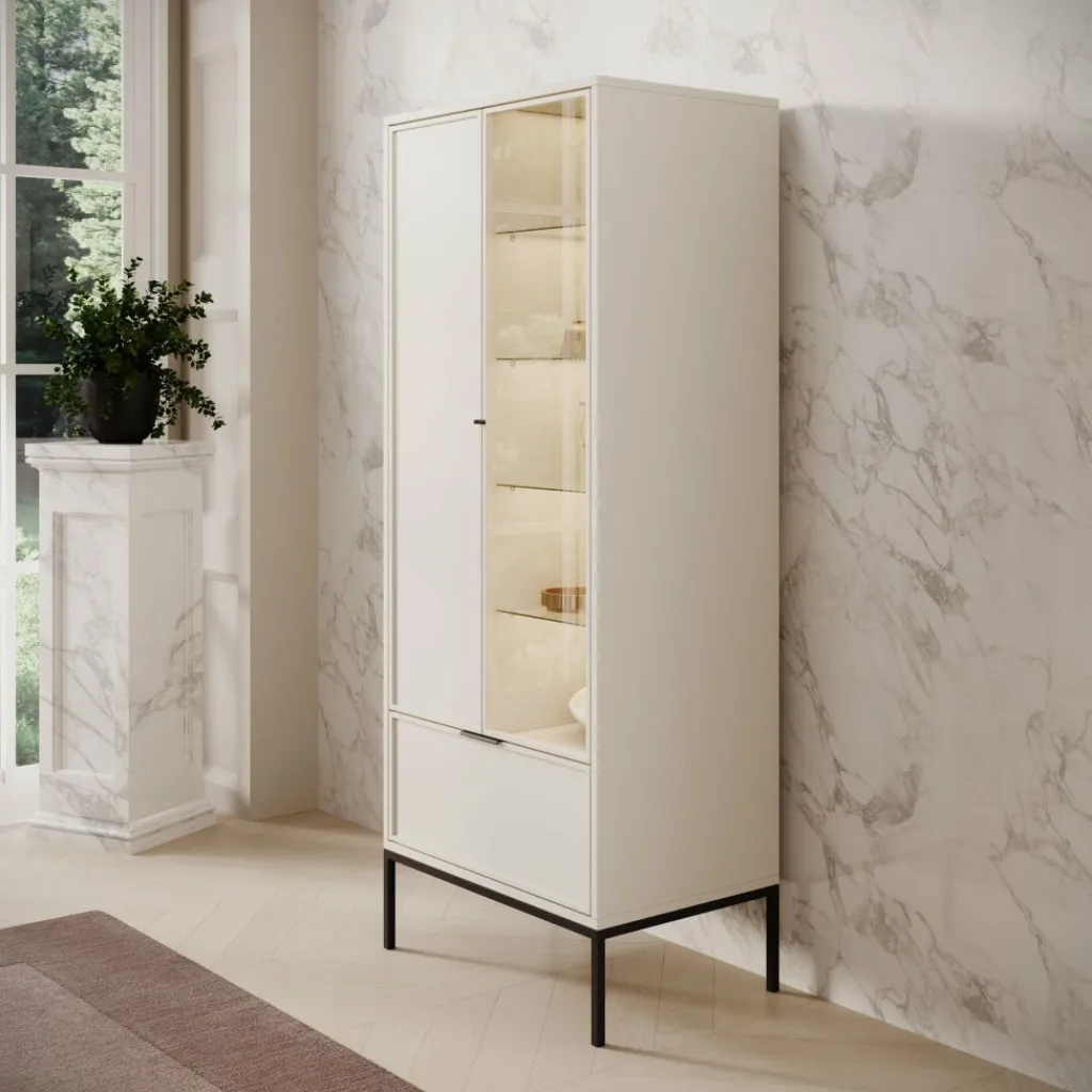 Dominica^Meubella Hot