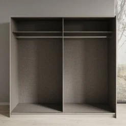 Isandro^Meubella Online