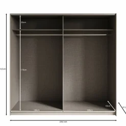 Isandro^Meubella Online