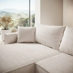 Lawrence^Meubella Hot