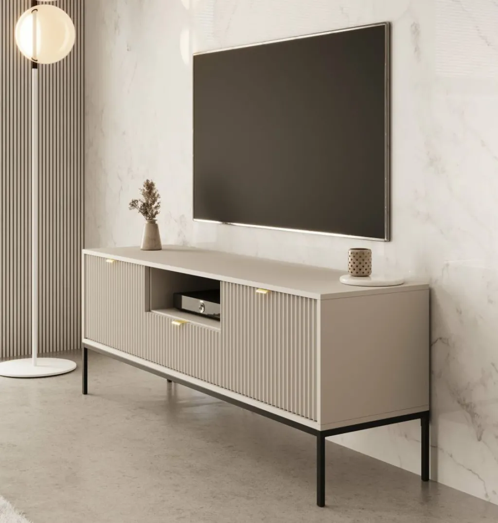 Navil^Meubella Outlet