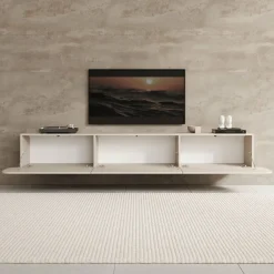 Renalto^Meubella Clearance