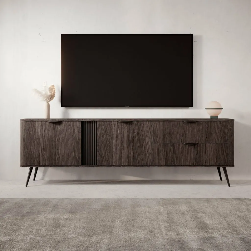 Victoria^Meubella Hot