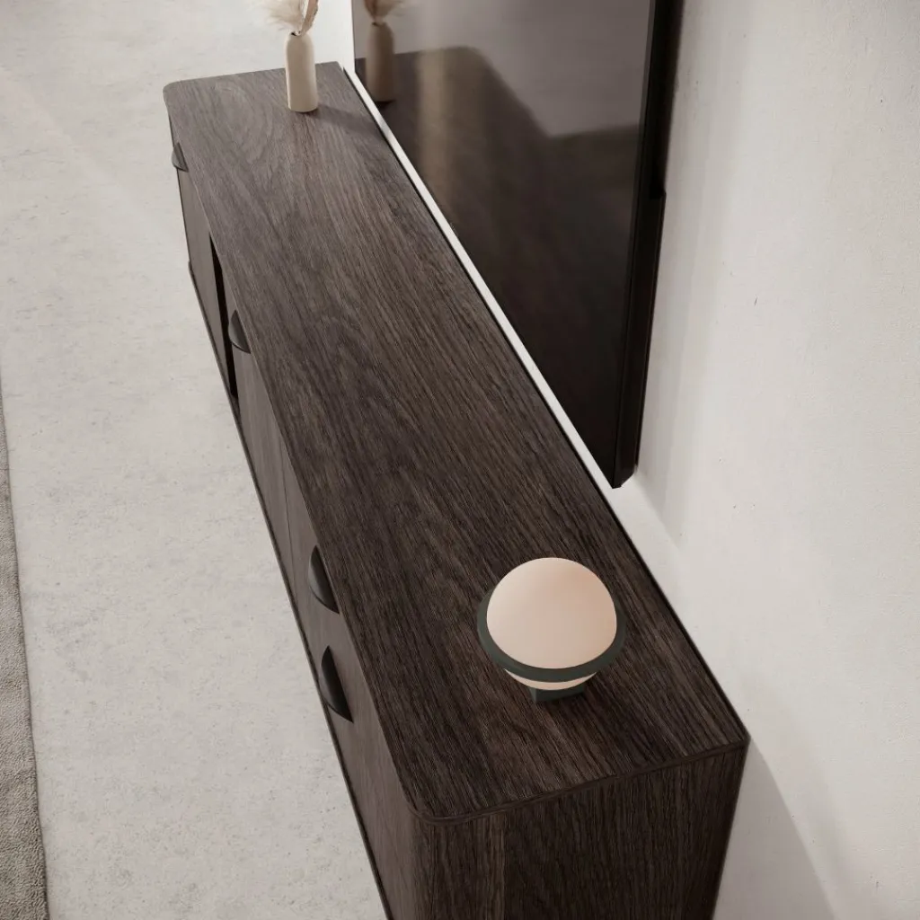 Victoria^Meubella Hot